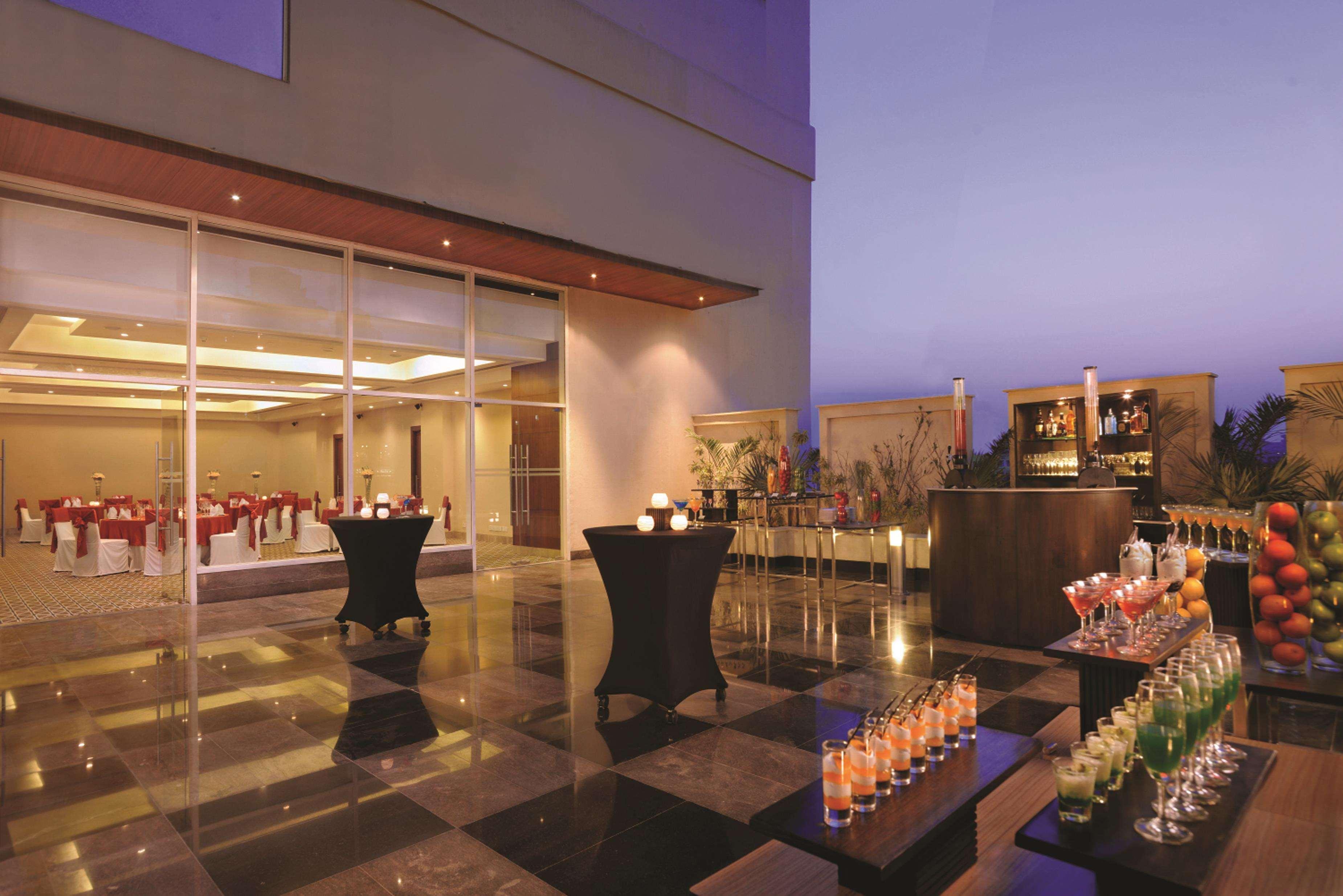 Doubletree By Hilton Gurgaon New Delhi Ncr Hotel Exterior photo